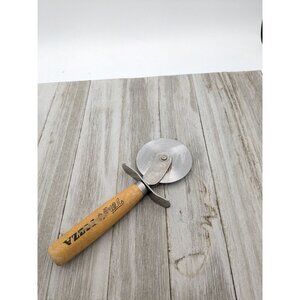 Tony's Pizza Cutter Blade 2 1/2" Diameter 7" Stainless Steel Wood handle